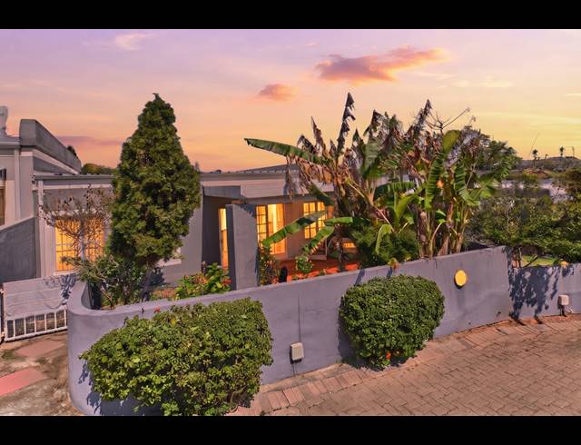 2 BEDROOM SIMPLEX FOR SALE IN PRESIDENT RIDGE
